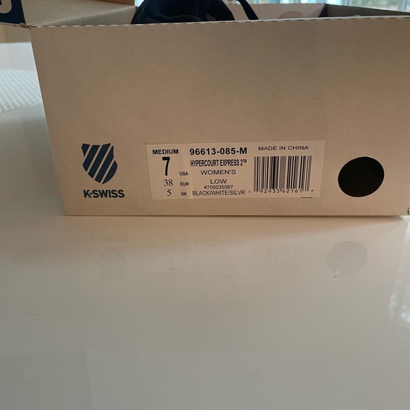 K-Swiss Women’s Hypercourt Express 2 Court Sneaker - Picture 2 of 2